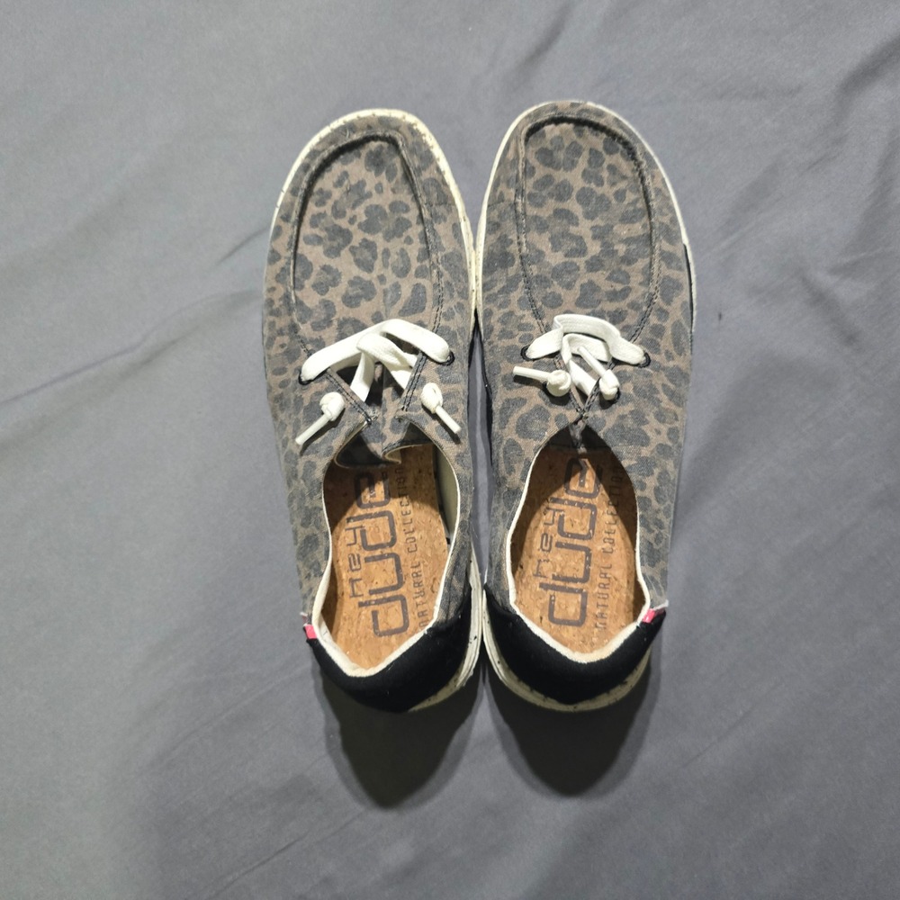 Hey Dude Wendy Loafers Women Size 9 Jungle Brown Leopard Print Slip On Shoes